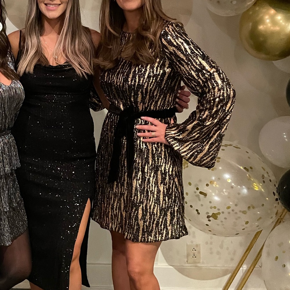 Betsy & Adam Black and Gold Long Sleeve Dress - Picture 3 of 3